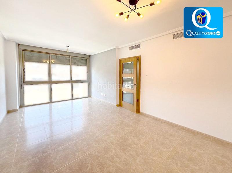 Foto 0eab1533-2238-4be0-a0b2-0ae7b86f1899. Location appartement dans Centro San Juan de Alicante
