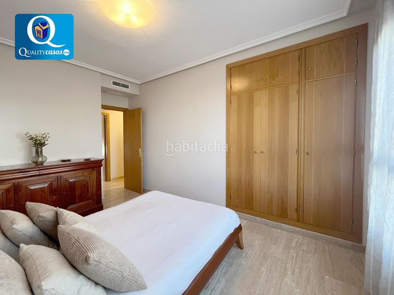 Foto 1f2ef431-9b8d-4d49-94bf-6dc5d8d6557c. Rent flat with heating parking pool in Cabo de las Huertas Alicante