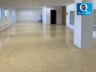 Bureau à Jubalcoi. Oficina en venta en polígonos  torrellano, 3 dormitorios.