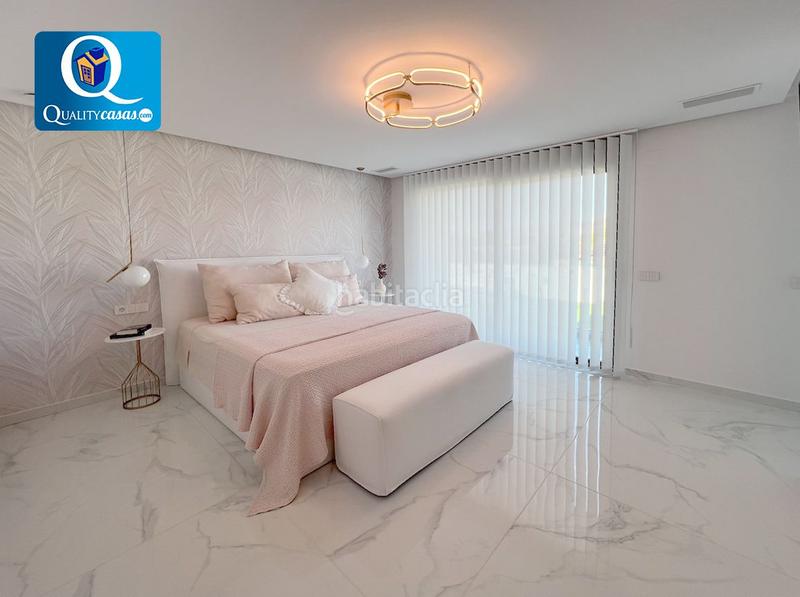 Foto cd660c20-33a0-462e-a63f-d8d213c4bb6d. Chalet with heating parking in Almajada-Ravel Mutxamel