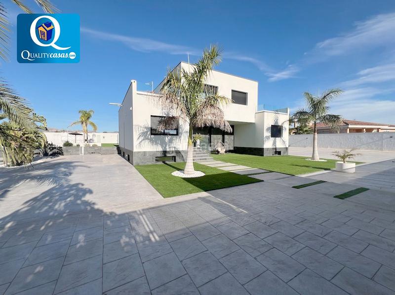 Foto fc9c511f-0339-4246-b2e3-292f7f53804b. Chalet with heating parking in Almajada-Ravel Mutxamel