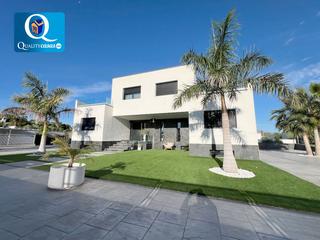 Xalet a Almajada-Ravel. Villa en venta en la almajada, 5 dormitorios.