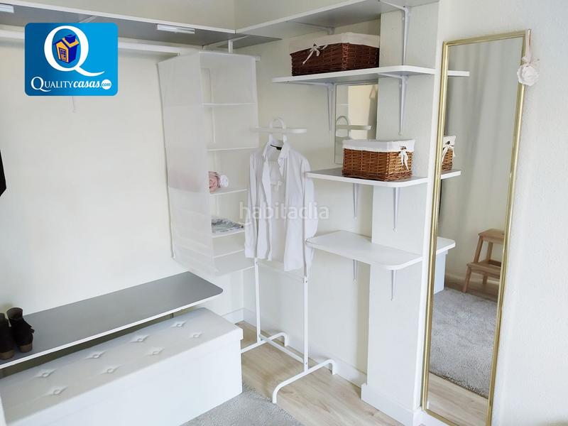 Foto c3b5287a-4955-44ef-8420-303f8fc7452c. Piso  en venta en los angeles, 3 dormitorios. en Alicante