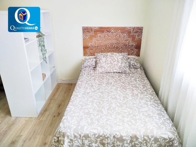 Foto cb63f0cf-cf57-4c86-9c6b-ff0011590538. Piso  en venta en los angeles, 3 dormitorios. en Alicante