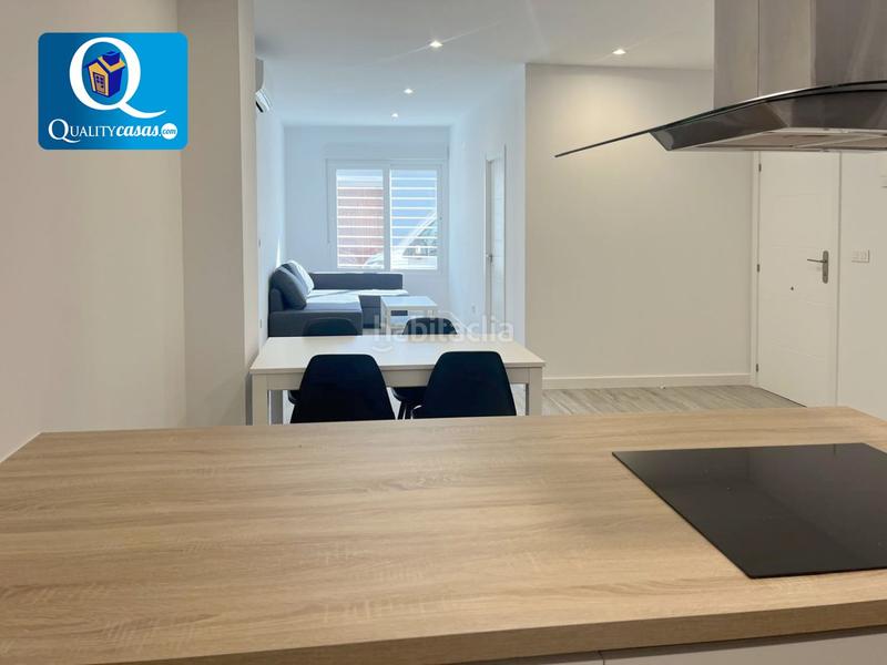 Foto 62e771dd-dd02-46ac-a242-701e58fe8938. Location appartement dans Campello Pueblo Campello (el)