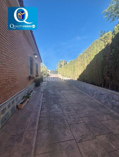 Foto 7cdb2f58-2b21-4dac-82d2-1ec1882de664. Xalet amb calefacció aparcament a Busot