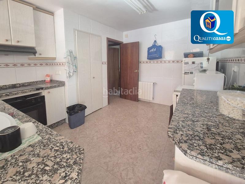 Foto ed9fa699-7799-43d1-988d-f1b98b1ad4d6. Xalet amb calefacció aparcament a Busot