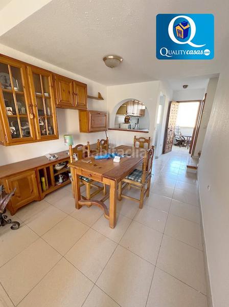 Foto b1b89fad-e4e8-43f9-83ed-8aec83b25461. Casa adossada amb aparcament piscina a Pueblo Acantilado-Lanuza Campello (el)