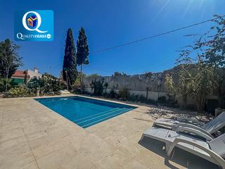 Chalet à La Font-Mezquitas. Villa en venta en la font, 3 dormitorios.