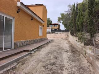 Chalet à Tibi. Villa en venta en tibi, 3 dormitorios.