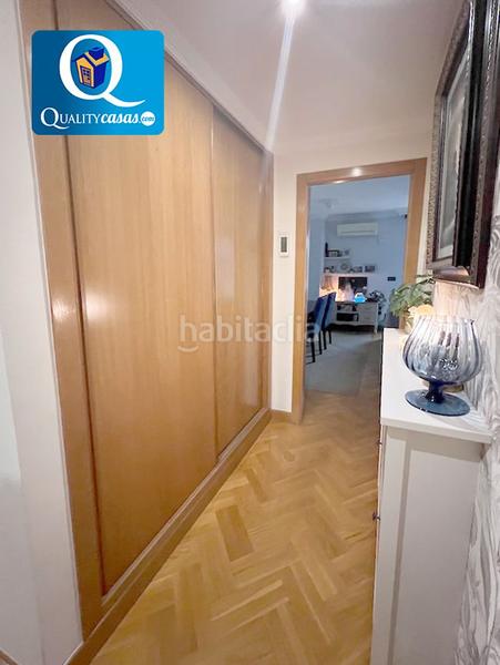 Foto 0d80fde1-557a-4d42-bae4-7bc12477e022. Dúplex amb calefacció a Carolinas Altas Alicante