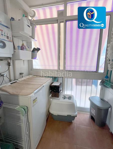 Foto 0da3e276-87c1-4497-8aef-bd6d499328cc. Dúplex amb calefacció a Carolinas Altas Alicante