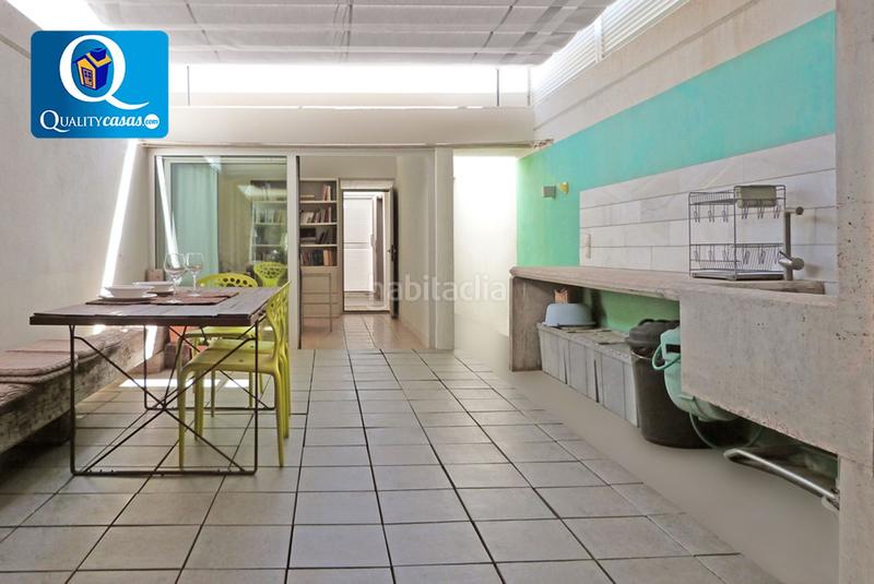 Foto f39e8bfb-7adb-4567-9d56-60e1ab905480. Casa adossada a Tabarca Alicante