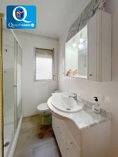 Foto 5eca2fc1-4f0e-455f-8b52-f79753cea7de. Àtic amb calefacció a Florida Alta Alicante