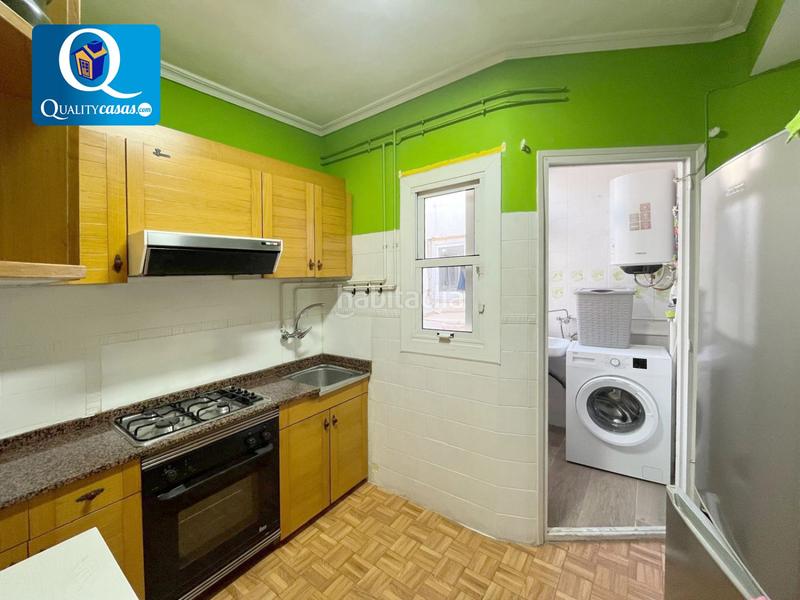 Foto ae34b454-ef1c-48dc-857b-7f301432b622. Àtic amb calefacció a Florida Alta Alicante