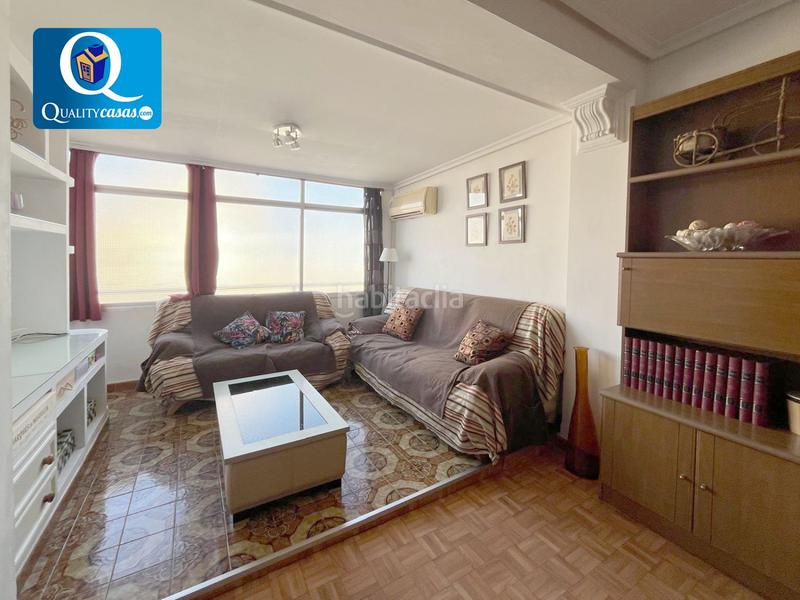 Foto c9c8f614-ad5f-4efe-9f65-e5ad9bc2c817. Àtic amb calefacció a Florida Alta Alicante