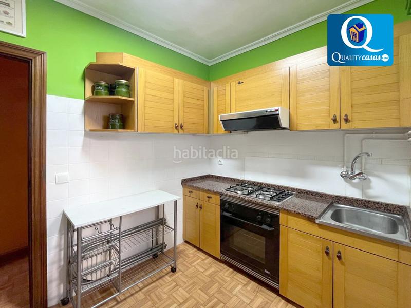 Foto e7bcc63b-39cc-4eec-9eb3-67570cf96176. Àtic amb calefacció a Florida Alta Alicante