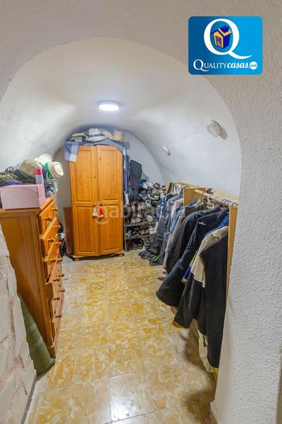 Foto e64b379d-c119-48f4-8235-2e886f7b9498. Chalet mit parking in La Alcoraya Alicante