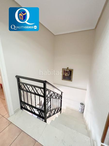 Foto 24760237-80e9-4d87-9ac1-55dee52f2802. House with parking pool in Albufereta Alicante