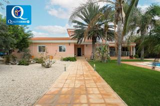 Xalet a Los Girasoles. Villa indep. en venta en girasoles, 6 dormitorios.