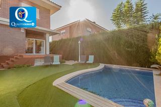 Location Chalet à Almajada-Ravel. Chalet en alquiler en ravel, 4 dormitorios.