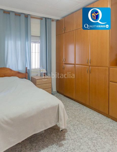 Foto 0a5aa326-6b5b-4c0a-acef-7021fbb49b50. Casa amb calefacció aparcament a Rebolledo Alicante