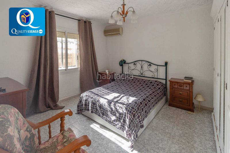Foto e1087d76-40c4-45b4-9ddc-46f40e21f684. Casa amb calefacció aparcament a Rebolledo Alicante