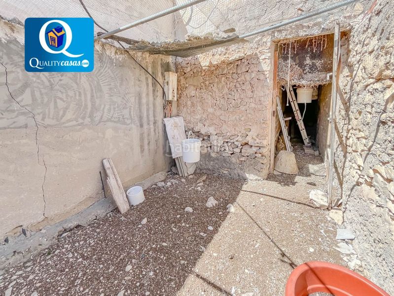 Foto 0e6dbc8e-723b-4e3d-bdc9-dc130d6dca12. Casa amb aparcament a Xixona