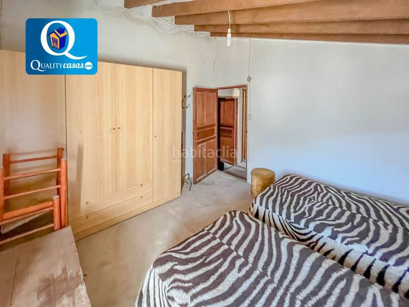Foto 4abb26d3-3d0e-418c-9ae3-7b8f50fb983c. Casa amb aparcament a Xixona