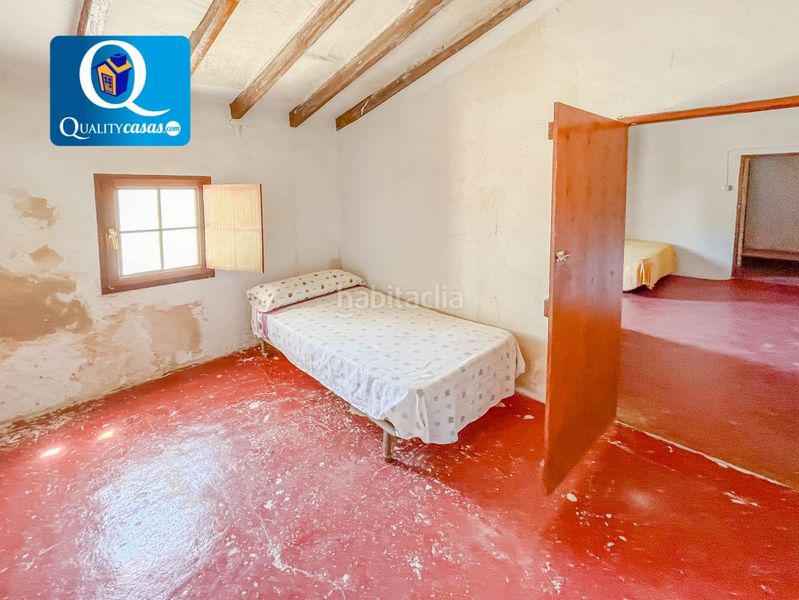 Foto 4b7acec3-84c8-4fec-adb6-9036aebc7845. Casa amb aparcament a Xixona