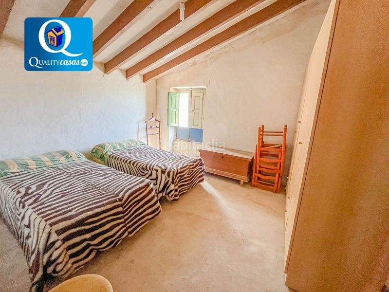 Foto 6b8db043-b135-4697-a3f6-3c9da337efe1. Casa amb aparcament a Xixona