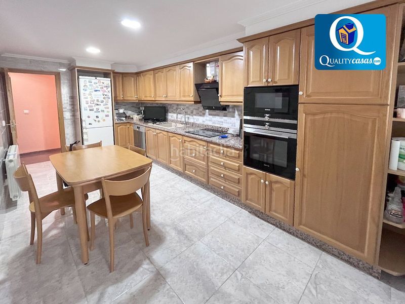 Foto b4a0517a-f7ce-4f3e-ad43-168377b720a0. Casa amb calefacció aparcament a Xixona