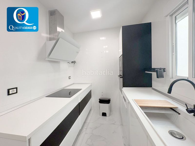 Foto a8fbf940-4118-4c66-aa69-fe22bef8d00b. Pis amb calefacció a Ensanche-Diputación Alicante
