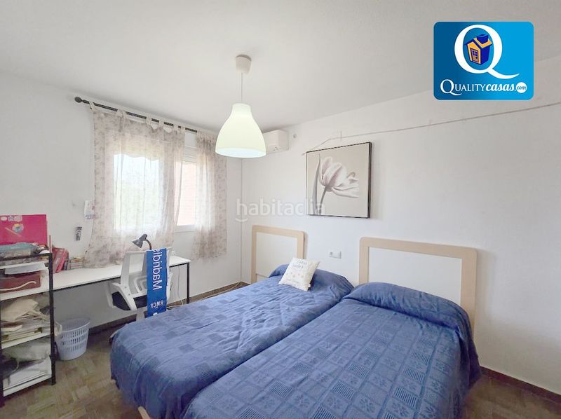 Foto e03b4151-f941-4035-8392-1d5955385475. Casa amb aparcament piscina a Tómbola Alicante