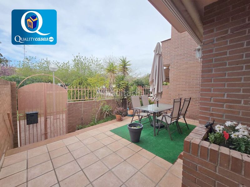 Foto f0168889-6857-41fd-a15e-0dacdbf59c2c. Casa amb aparcament piscina a Tómbola Alicante