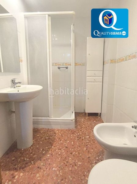 Foto 83c2df8b-5a98-4e56-ad28-b50fbcc9d254. Pis amb calefacció aparcament a Florida Baja Alicante