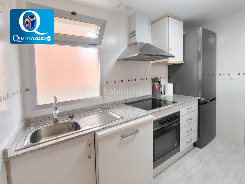 Foto a16cace9-c08a-49e5-aca5-d01bb5b33eb5. Apartament amb piscina a Cala Alta-Veramar Vila Joiosa (la)