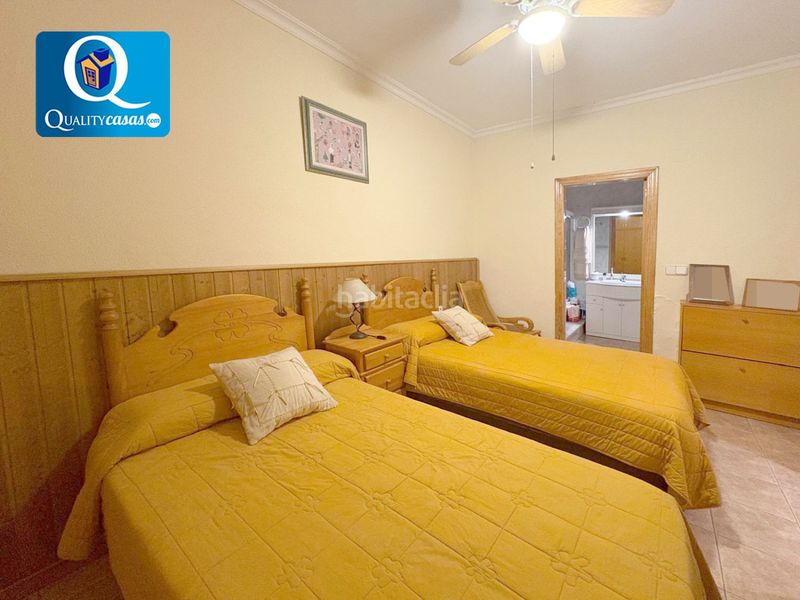 Foto b30b57c5-36d8-4bb5-bfd7-e3d0c223dd30. Casa amb calefacció a Centro Sant Vicent del Raspeig
