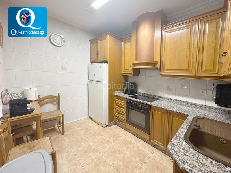 Foto db2bf54b-e6ad-407b-b075-43170d93919e. Casa amb calefacció a Centro Sant Vicent del Raspeig