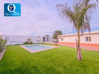 Chalet en Los Girasoles. Chalet en venta en girasoles, 5 dormitorios.
