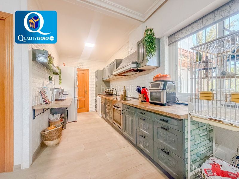 Foto 4f828024-d7f2-4175-8bdc-ebed5960819f. Xalet amb calefacció aparcament a Busot