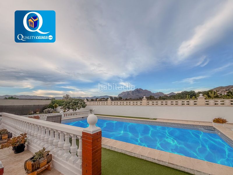 Foto 631923d9-1798-4098-9431-51499fdbc5e2. Xalet amb calefacció aparcament a Busot