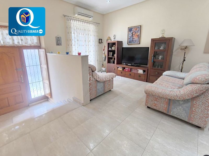 Foto 305f3481-927a-48fd-9ba9-7846c183b278. Casa a schiera con riscaldamento in Campoamor Alicante