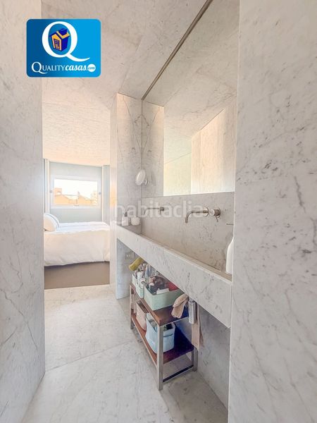 Foto ac589f6f-2f33-4985-a2b5-0d87fa5a5d43. Àtic amb calefacció aparcament piscina a Albufereta Alicante