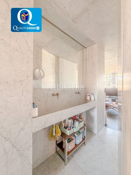 Foto b52e5140-4514-4d8d-a3df-d9cbf602054f. Àtic amb calefacció aparcament piscina a Albufereta Alicante