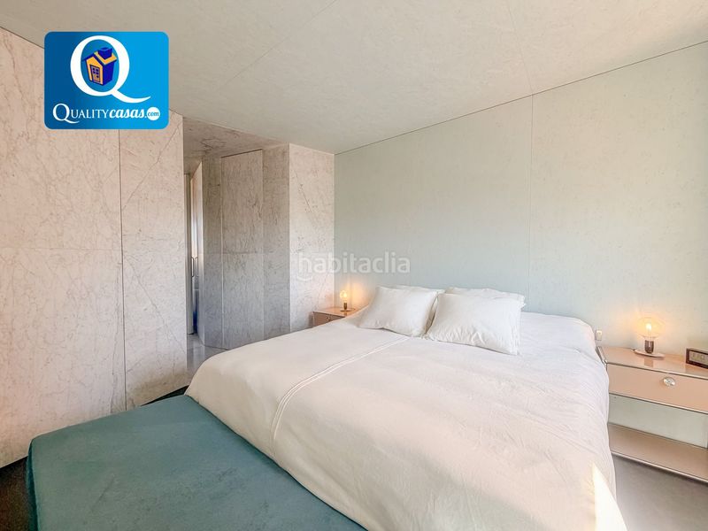 Foto d9db72d2-c99c-4f0b-bd54-26515c4b41c7. Àtic amb calefacció aparcament piscina a Albufereta Alicante