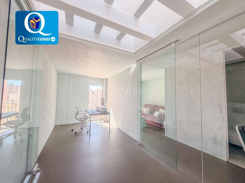 Foto 15bee2bb-22f5-4995-ac38-6bfbecf88edf. Pis amb calefacció aparcament piscina a Albufereta Alicante