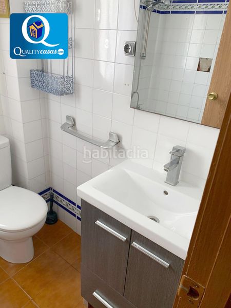 Foto 093402c9-28ba-4c86-8ffc-5dc1007d1408. Casa amb aparcament piscina a Pueblo Español-Coveta Fumá Campello (el)