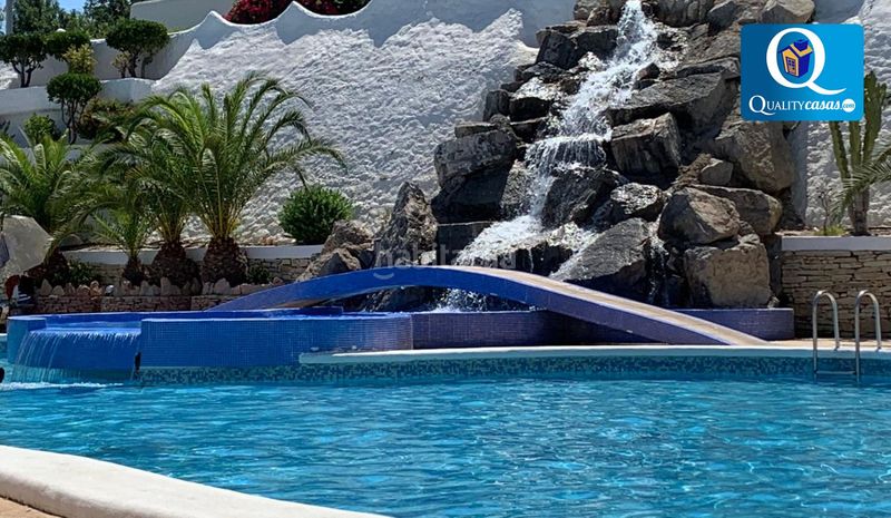 Foto 1faa310f-63d6-4d81-92aa-034838e95519. Casa amb aparcament piscina a Pueblo Español-Coveta Fumá Campello (el)