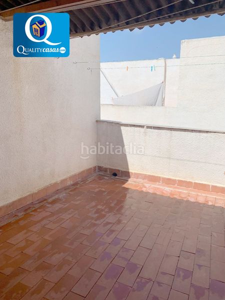 Foto 2dbe92cf-b2a2-4e01-87d9-ab6812c2fd3b. Casa amb aparcament piscina a Pueblo Español-Coveta Fumá Campello (el)